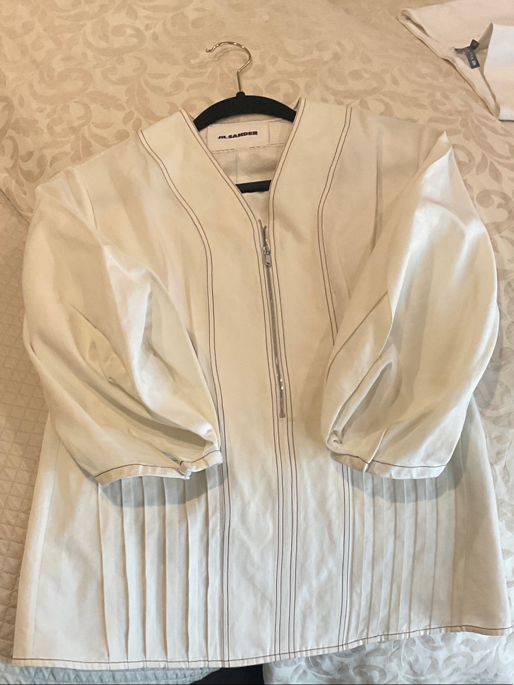 Jil Sander Cream Zip-Front Top with Pleated Hem